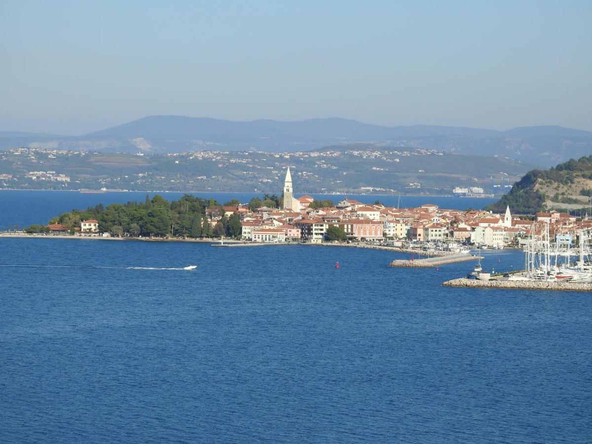 Apartma Harmony Izola Bagian luar foto